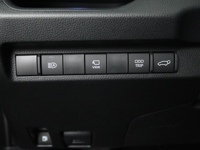 Toyota RAV4 2.5 Plug-in Hybrid AWD Limited Edition | All-season banden | Treeplanken | Spatlappen | Panoramadak |