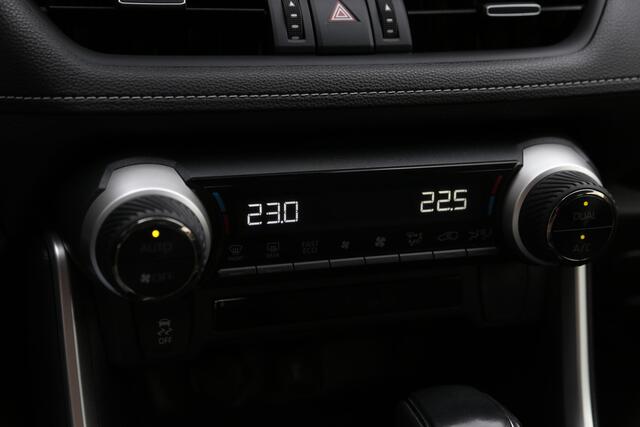 Toyota RAV4 2.5 Hybrid Comfort Navi Camera ACC