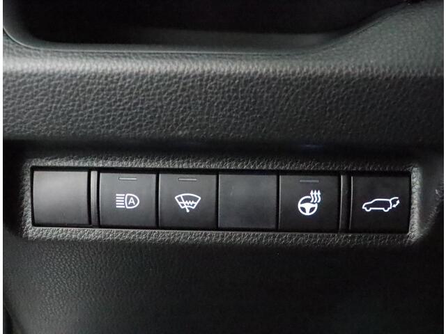 Toyota RAV4 2.5 Hybrid First Edition | Navigatie | Parkeer sensoren | Stoelverwarming | Stuurwielverwarming | Trekhaak |