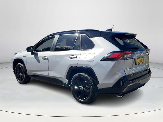 Toyota RAV4 2.5 Hybrid AWD Bi-Tone | Trekhaak | Panoramadak | JBL audio | Dode hoek waarschuwing |