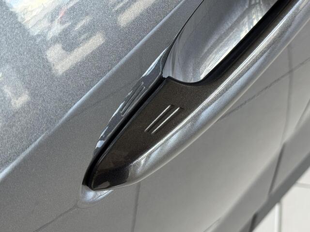 Toyota RAV4 2.5 Hybrid Style | Elektr. achterklep | Keyless | Trekhaak (vast) | Stoel/stuur verw. |