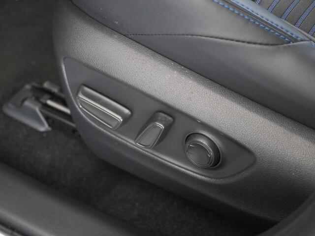 Toyota RAV4 2.5 Hybrid Style | FACELIFT | JBL | Verwarmde Voorstoelen en Stuurwiel | Dodehoekdetectie | 360° Camera | Verwarmd Voorruit | Apple CarPlay/ Android Auto