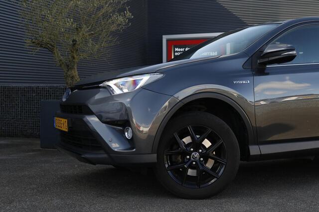 Toyota RAV4 2.5 Hybrid Black Edition