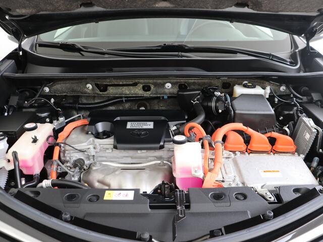 Toyota RAV4 2.5 Hybrid AWD Style | Afneembare trekhaak | Halflederen interieur | 1650 kg trekgewicht |