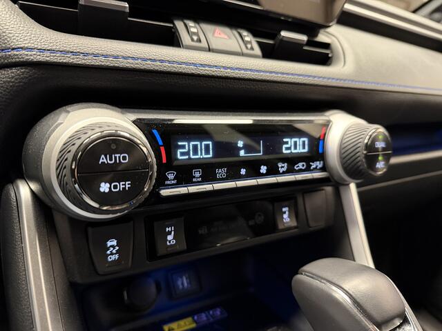 Toyota RAV4 2.5 Hybrid Style TWOTONE-LEDER-360°CAMERA-JBL.SOUND-ECC-LANE ASSIST-PDC-NAVI by CARPLAY