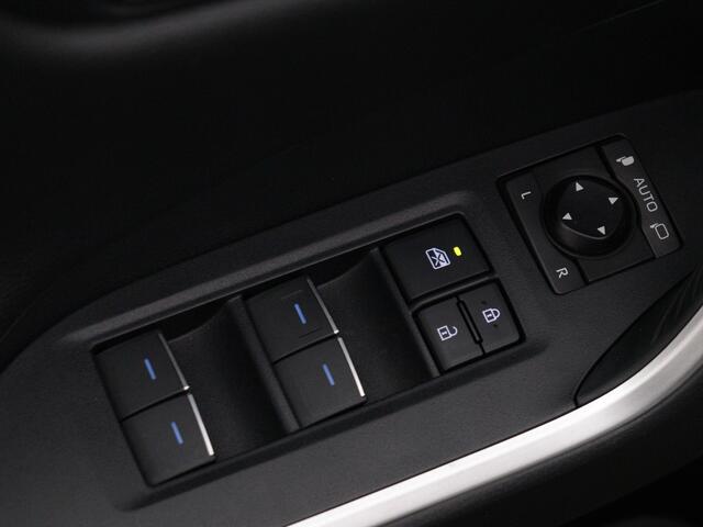 Toyota RAV4 2.5 Plug-in Hybrid AWD Style Limited | Panoramadak | Parkeersensoren |