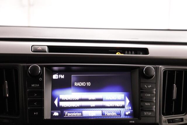 Toyota RAV4 2.5 Hybrid AWD Energy Limited | Trekhaak | Parkeersensoren | Stoel/Stuurverwarming | Navigatie |