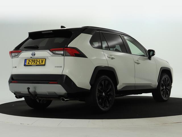 Toyota RAV4 2.5 Hybrid Bi-Tone | Apple CarPlay | Android Auto | Trekhaak |