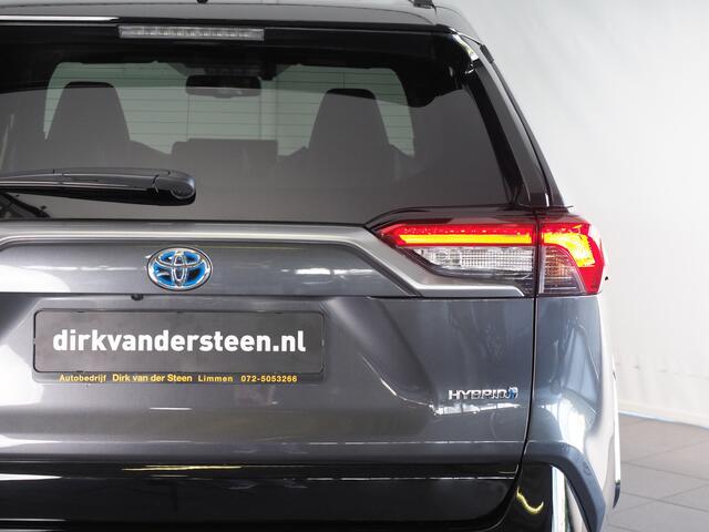 Toyota RAV4 2.5 Hybrid style Bi-tone | FACELIFT | JBL | Verwarmde Voorstoelen en Stuurwiel | Dodehoekdetectie | 360° Camera | Verwarmd Voorruit | Apple CarPlay/ Android Auto