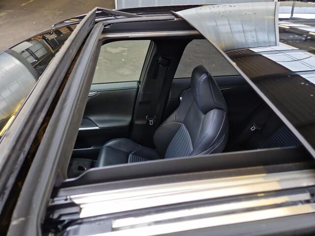 Toyota RAV4 2.5 Hybrid Style | FACE LIFT MODEL | JBL GELUID INSTALATIE | LED KOPLAMPEN | NAVIGATIE | KEYLESS ENTRY/GO | LEDER | ACHTERUIT RIJ CAMERA | PARKEREN SENSOREN | PANORAMA DAK | STOELVERWARMING/ KOELING | ELEKTRISCHE STOELEN |