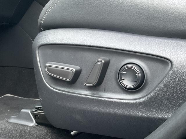 Toyota RAV4 2.5 Hybrid AWD Executive Premium Pack Pano.dak Leer 4x4 DAB