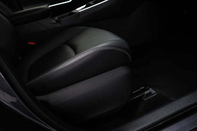 Toyota RAV4 2.0 VVT-iE Executive | STOELVERWARMING | DAB | APPLE | 360 CAMERA | TREKHAAK