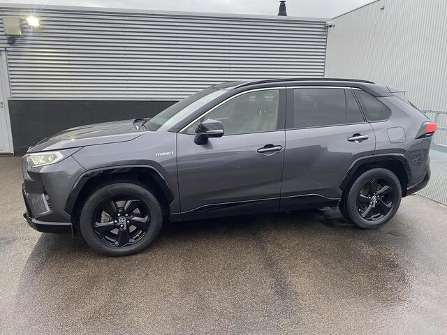 Toyota RAV4 2.5 Hybrid Bi-Tone Stoelverwarming, JBL premium audio, parkeersensoren v&a, achteruitrij camera, ACC, keyless, navigatie, Apple CarPlay/Android Auto