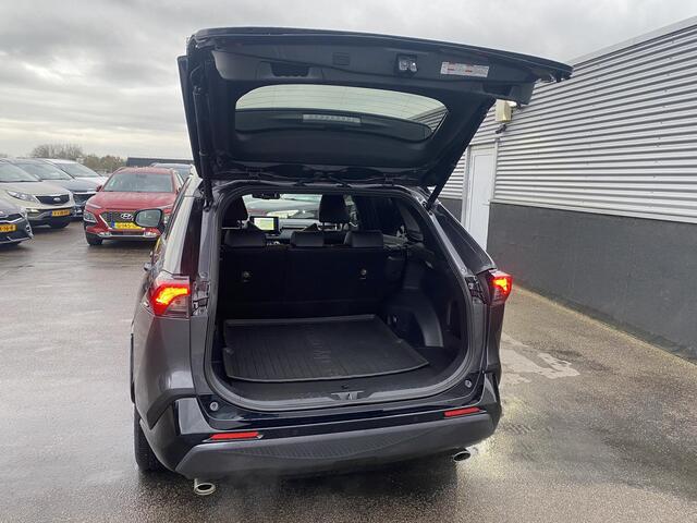 Toyota RAV4 2.5 Hybrid Bi-Tone Stoelverwarming, JBL premium audio, parkeersensoren v&a, achteruitrij camera, ACC, keyless, navigatie, Apple CarPlay/Android Auto