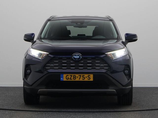 Toyota RAV4 2.5 Hybrid AWD Dynamic | Afneembare Trekhaak | 10 Jaar Garantie! | Geremd 1650kg | Stoelverwarming | Achteruitrijcamera |