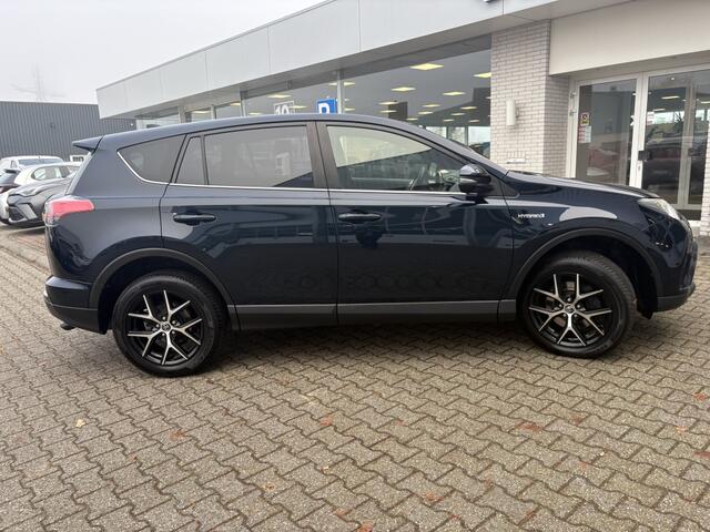 Toyota RAV4 2.5 Hybrid Style | Stoelverwarming | Trekhaak | NAVI |