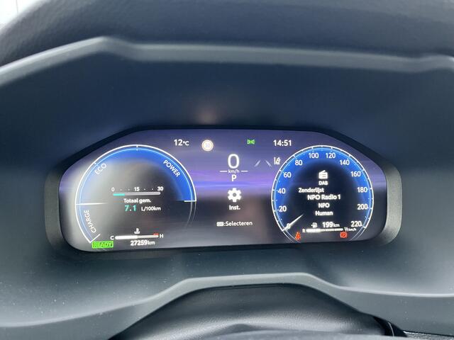 Toyota RAV4 2.5 Hybrid AWD Bi-Tone Pano Dak Stoelverwarming Carplay PDC