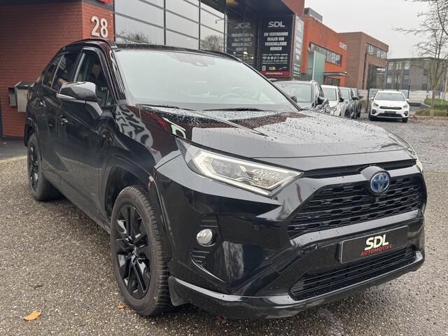 Toyota RAV4 2.5 Hybrid Black Edition // NAVI // ADAPTIVE CRUISE // CAMERA // STOELVERWARMING // ELK. BESTUURDERSSTOEL //
