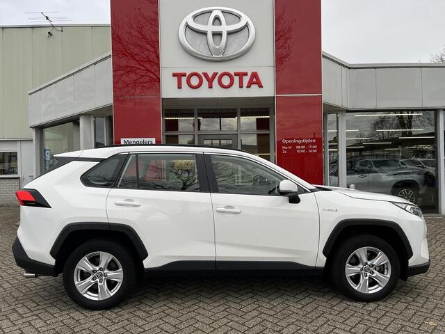 Toyota RAV4 2.5 Hybrid Active | NL-auto | Navigatie | Parkeersensoren | Camera