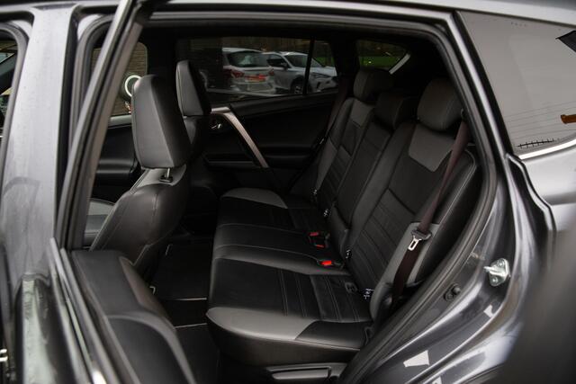 Toyota RAV4 2.5 Hybrid Black Edition , Panoramadak, Trekhaak,