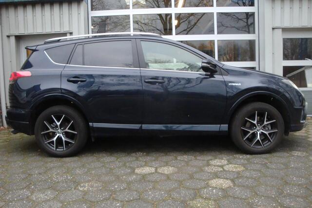 Toyota RAV4 2.5 Hybrid AWD Executive