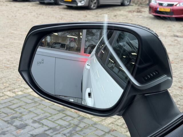 Toyota RAV4 2.5 Plug-in Hybrid AWD Bi-Tone Plus Trekhaak, JBL Audio, Head-up display, 360 graden camera , All-in Rijklaarprijs