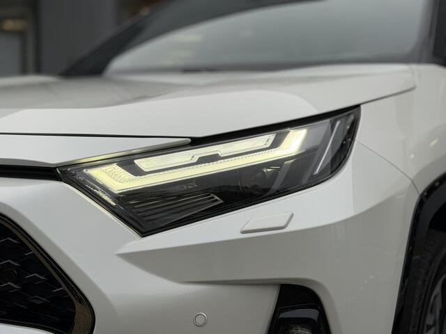 Toyota RAV4 2.5 Plug-in Hybrid AWD Bi-Tone Plus Trekhaak, JBL Audio, Head-up display, 360 graden camera , All-in Rijklaarprijs