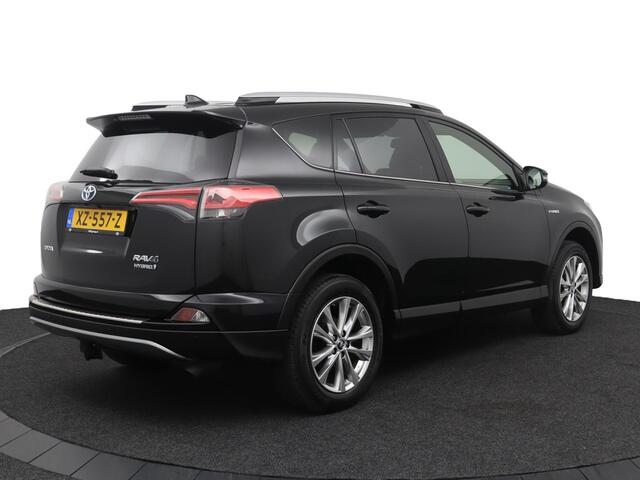 Toyota RAV4 2.5 Hybrid AWD Executive Business | lederen bekleding | Stuur en stoelverwarming | Trekhaak 1650 kg trekgewicht | 360 graden Camera |