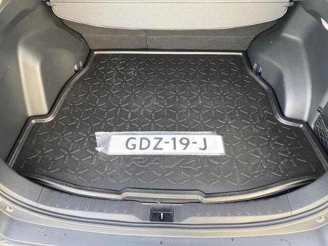 Toyota RAV4 2.5 Hybrid AWD Executive edition Trekhaak 13-polig, Bi-tone zwart dak, dodehoek detectie, seat memory navigatie, Apple CarPlay/Android Auto, stoelverwarming