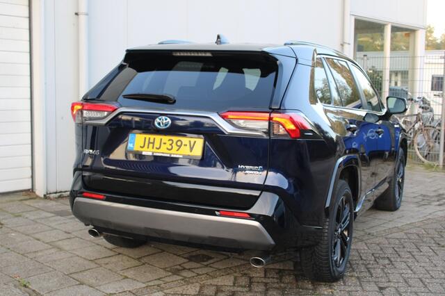 Toyota RAV4 2.5 Hybrid AWD Style