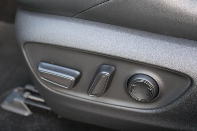 Toyota RAV4 2.5 Hybrid AWD Style