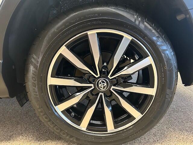 Toyota RAV4 2.5 Hybrid Dynamic NAVI/PDC/CARPLAY/LMV/