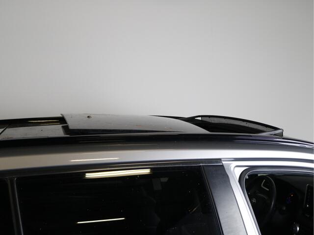 Toyota RAV4 2.5 Hybrid AWD Executive |Schuif-kantel dak | Bear-Lock | Trekgewicht 1650KG |
