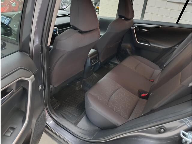 Toyota RAV4 2.0 VVT-iE Dynamic Navigatie | Camera | Keyless | Automatische airco | parkeer sensoren | Trekhaak