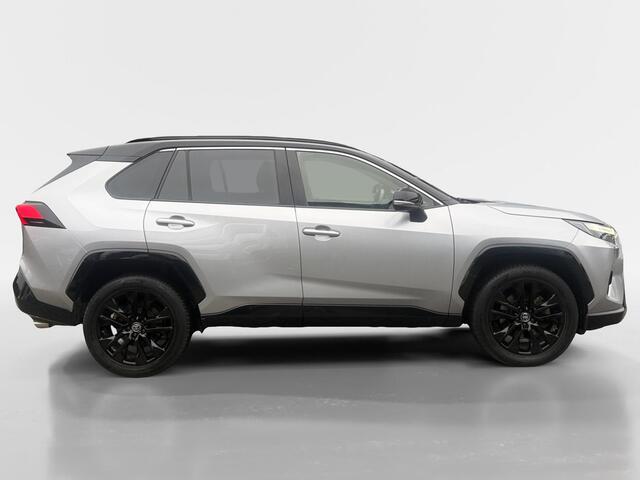 Toyota RAV4 2.5 Hybrid Style | Automaat | Camera | Stoel/Stuur Verwarming | Apple Carplay/Android Auto | Climate Control | Cruise Control Adaptief | DAB |