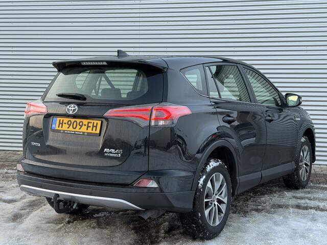 Toyota RAV4 2.5 Hybrid Dynamic | Nieuw Binnen | Navigatie | Climate Control | Trekhaak | Camera | APK 12-01-2027 |