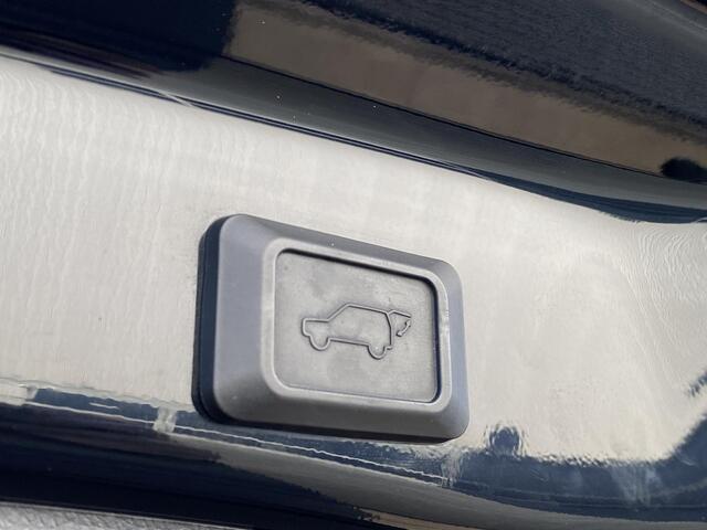 Toyota RAV4 2.5 Hybrid AWD Black Edition Navigatie, JBL, Stoelverwarming, Parkeersensoren, Elek. bestuurderstoel, leder/alcantara, LED, LMV, BTW-auto