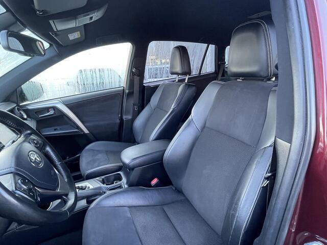 Toyota RAV4 2.5 Hybrid AWD Style