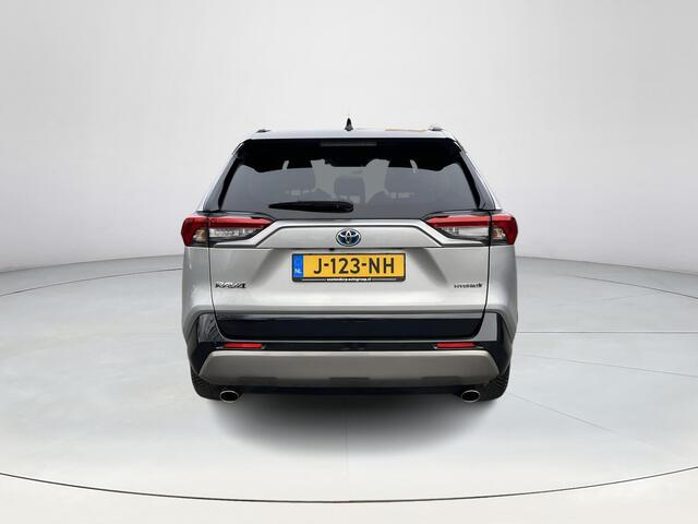Toyota RAV4 2.5 Hybrid Bi-Tone | Carplay | Parkeersensoren | Stoelverwarming | Navigatie |