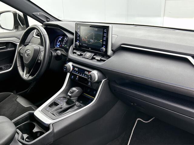 Toyota RAV4 2.5 Hybrid Bi-Tone Panoramisch glazen dak | Dealer Onderhouden | Stoel + Stuurverwarming | JBL | Blindspot | PDC | Navigatie |