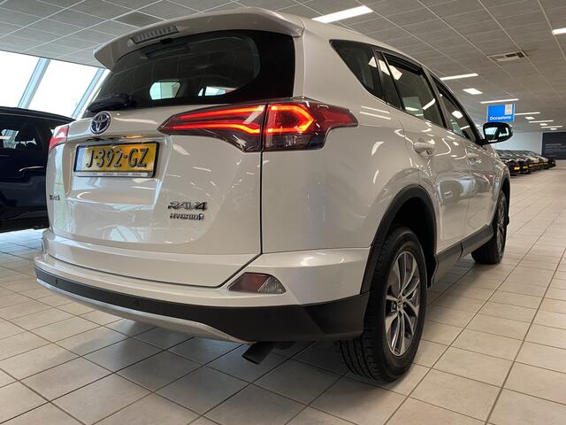 Toyota RAV4 2.5 Hybrid Dynamic Edition