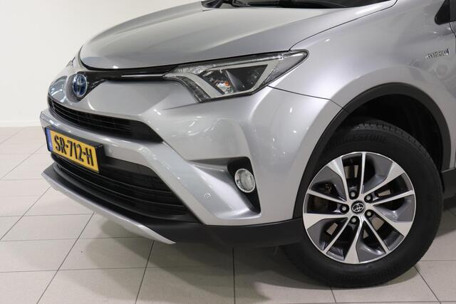 Toyota RAV4 2.5 Hybrid AWD Energy, Trekhaak, Elek Achterklep, Parkeersensoren voor en achter, Camera, Dealer Onderhouden!