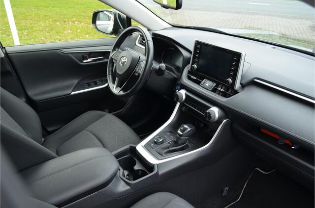 Toyota RAV4 2.5 Hybrid AWD Business Camera | Trekhaak 1650kg | Carplay | Clima | Cruise Control | NL Auto!