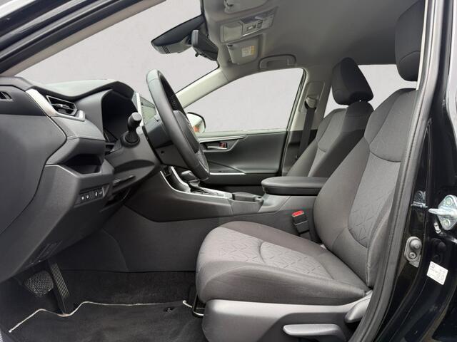 Toyota RAV4 Hybrid 4x2 Team Deutschland