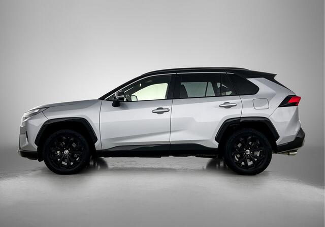 Toyota RAV4 2.5 Hybrid AWD Bi-Tone | JBL | 1.650 KG Trekgewicht | Stoelverwarming | Apple Carplay / Android Auto | Navigatie |