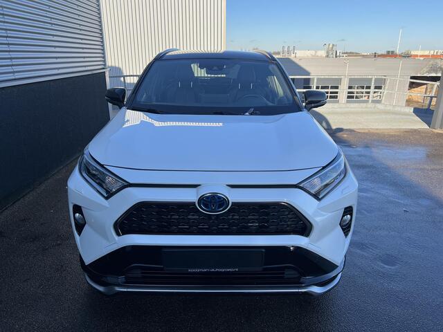 Toyota RAV4 2.5 Plug-in Hybrid AWD Bi-Tone Plus Schuif/kanteldak, Full-option! 360" Camera, Seat memory, JBL, Stoelkoeling, Stoel- & Stuurwielverwarming, LMV, LED, HUD, Dodehoekdetectie