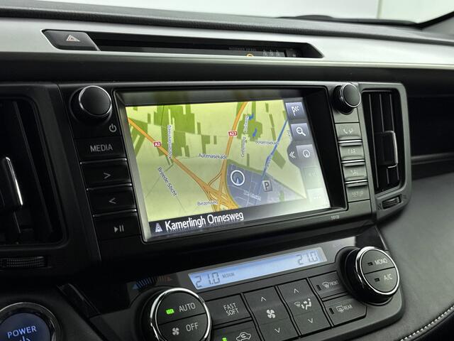 Toyota RAV4 2.5 Hybrid Dynamic Sport | Trekhaak | Voorstoelen Verwarmd | Stuurwiel Verwarmd |