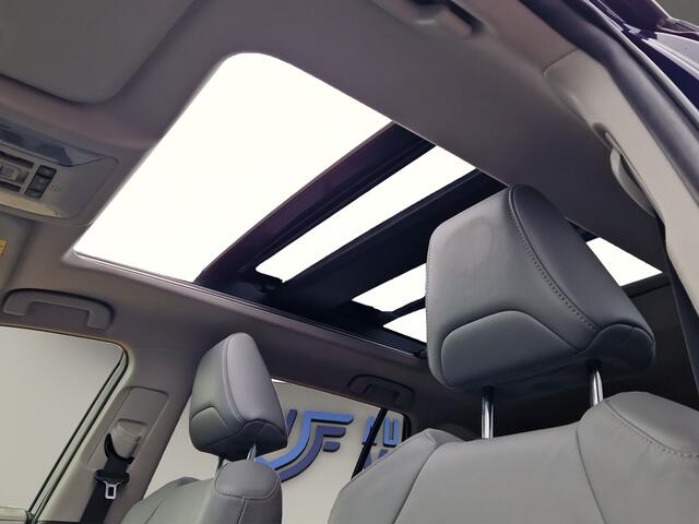 Toyota RAV4 2.5 Hybrid AWD Executive Panodak - NL Auto - Trekhaak