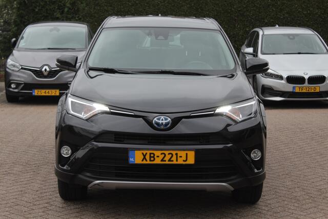 Toyota RAV4 2.5 Hybrid Dynamic / Camera / Navigatie / Cruise Control / 2e Eigenaar / Compleet dealer onderhouden