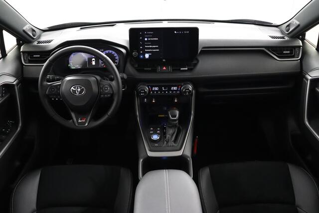 Toyota RAV4 2.5 Plug-in Hybrid AWD GR SPORT | Apple Carplay/Android Auto | Trekhaak | Panorama dak | Stoel/Stuurverwarming | 360Camera | Elektrische Voorstoelen |